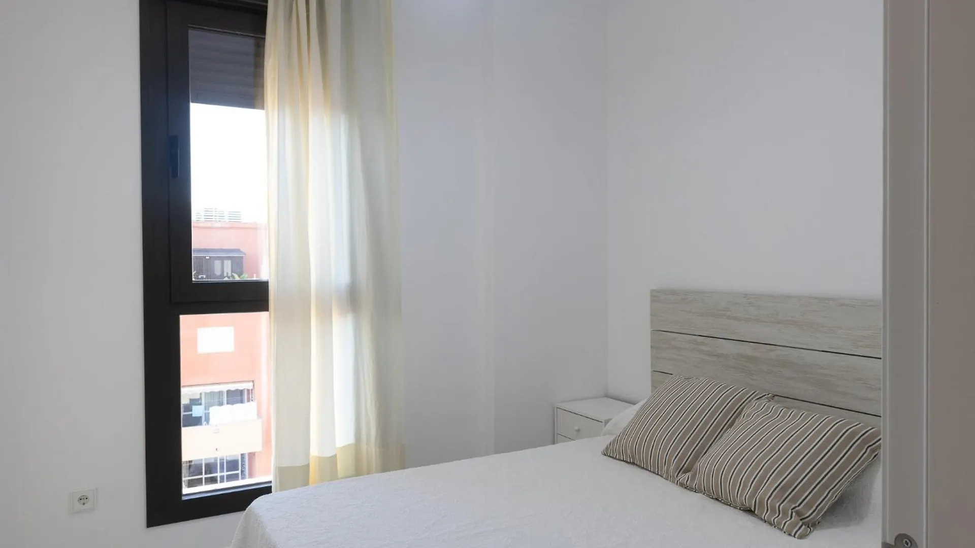 Pacific Calm Apartment Torre Del Mar Spain