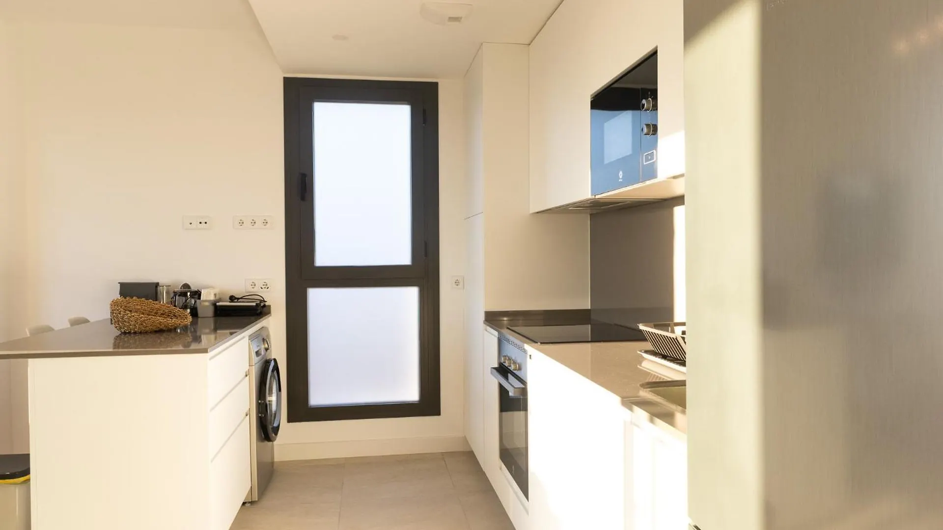 Pacific Calm Apartment 토레델마르