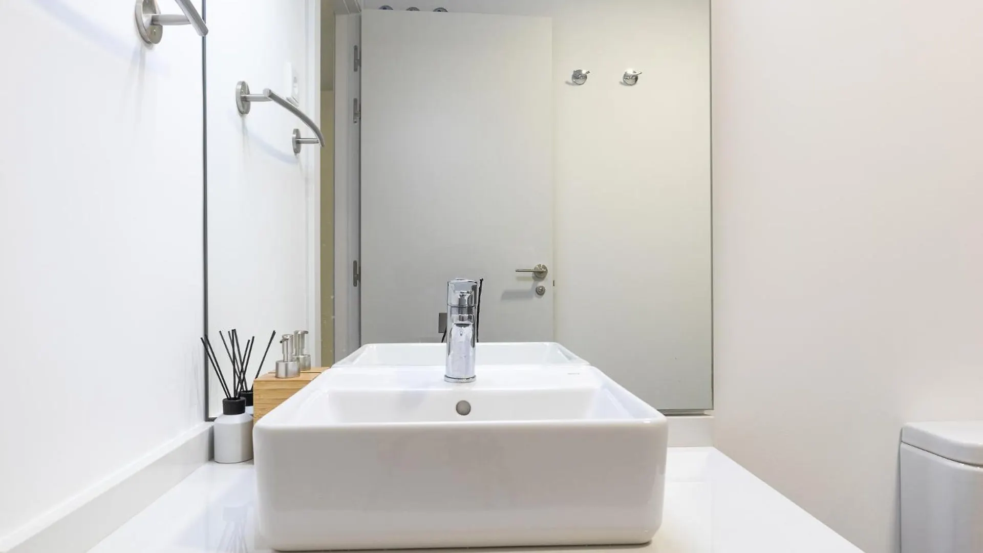 Pacific Calm Apartment Torre Del Mar Spain